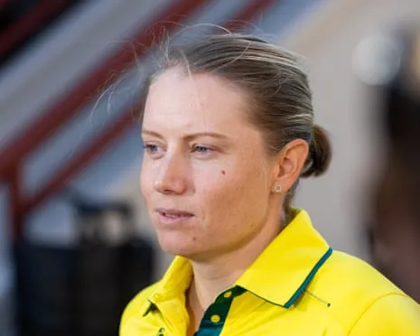 The Australian Female Cricket Team Endures Unprecedented Heavy Defeat to Indian Side